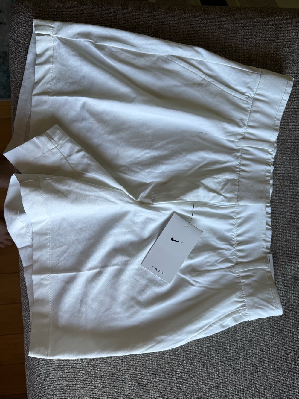 Nike Women’s White Golf Shorts with Elastic Waist